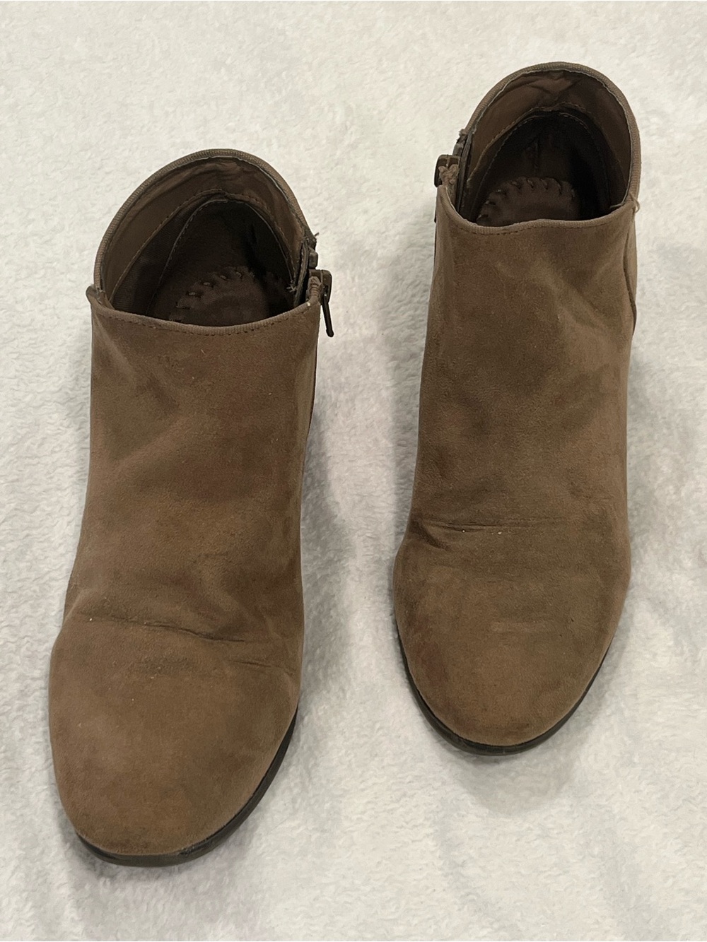 Wileyy Women's Brown Suede Ankle Booties with Side Zip - Women’s Size US 8.5